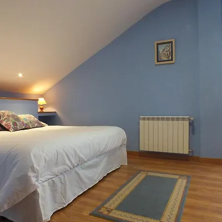 Altamira * سانتيانا ذيل مار