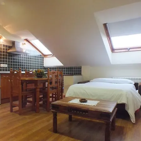 Altamira * سانتيانا ذيل مار